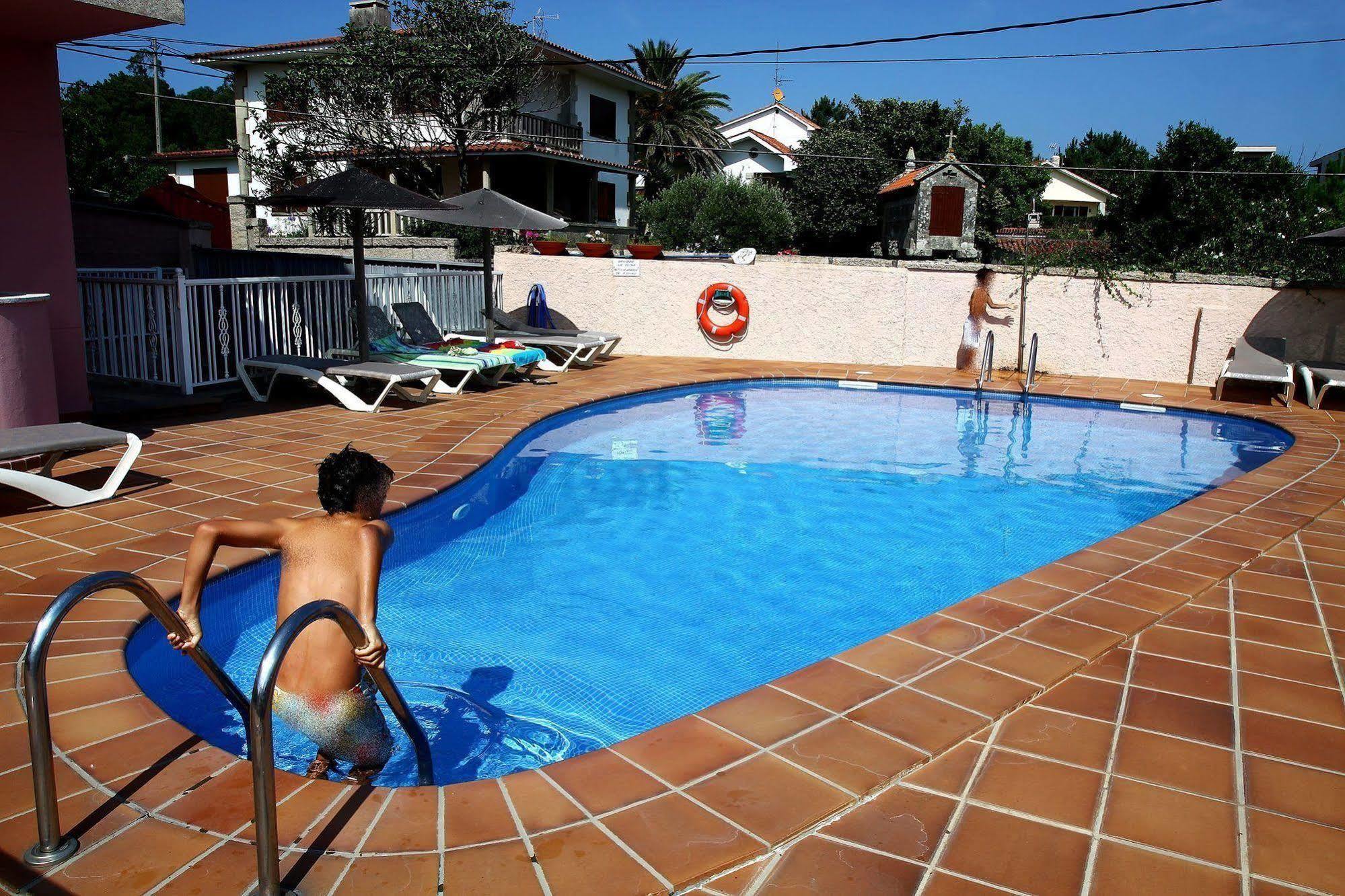Coral Do Mar I Hotel Paxarinas Екстериор снимка